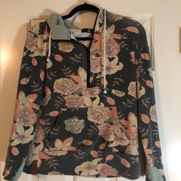 1/4 zip hoodie. Brand - Ampersand Ave - Picture 1 of 3